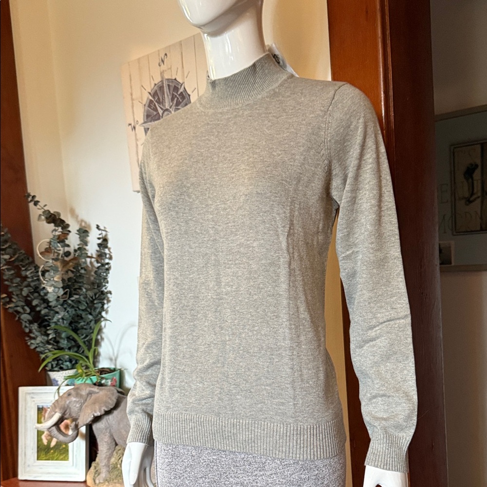 NWT northern reflections size small cotton Gray Women's Sweater